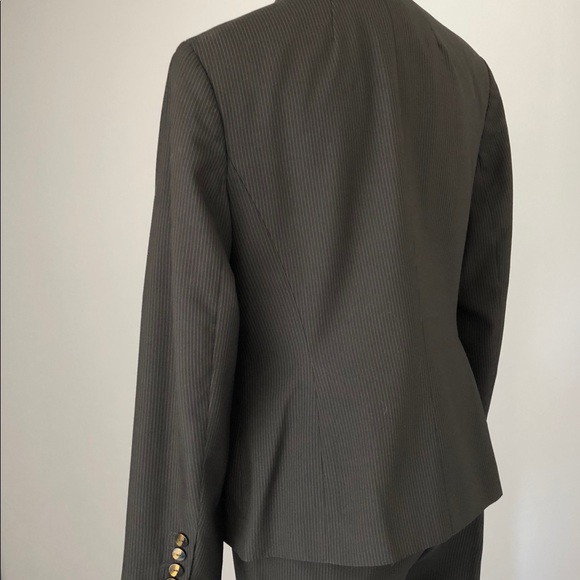 Jones New York Suit - Picture 5 of 8